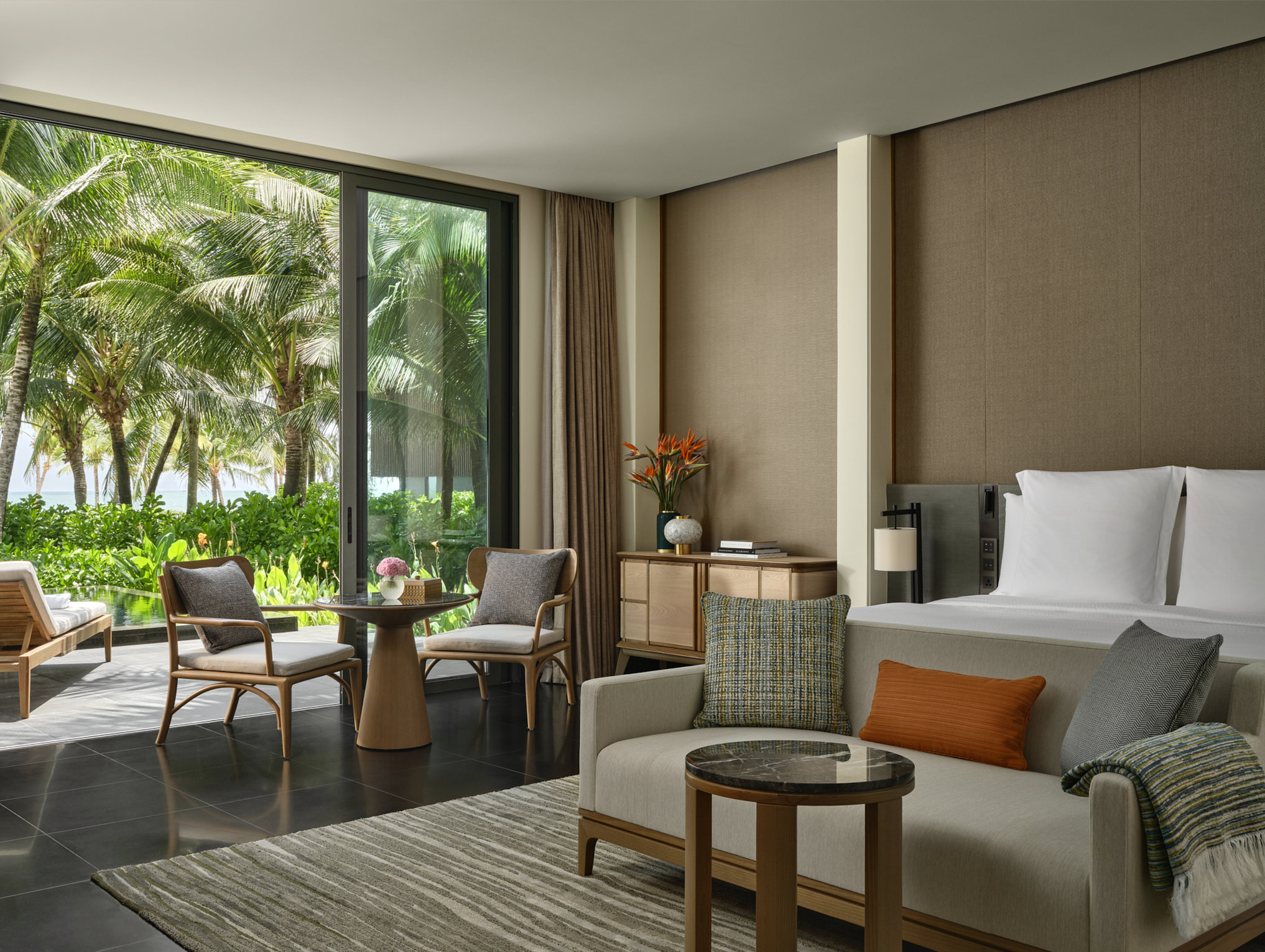Regent Phu Quoc 25/77
