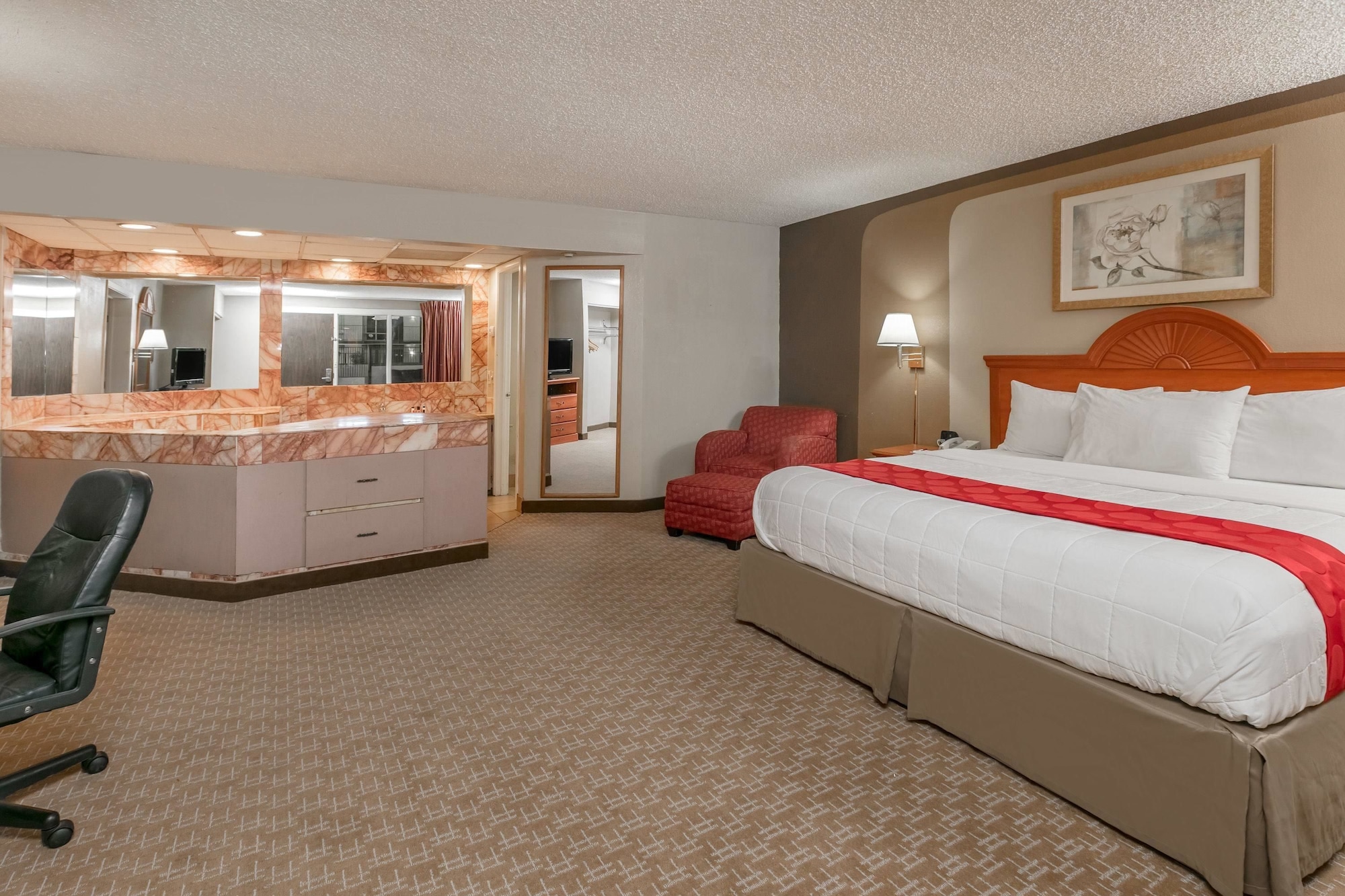 Room, King Bed, Smoking, Accessible