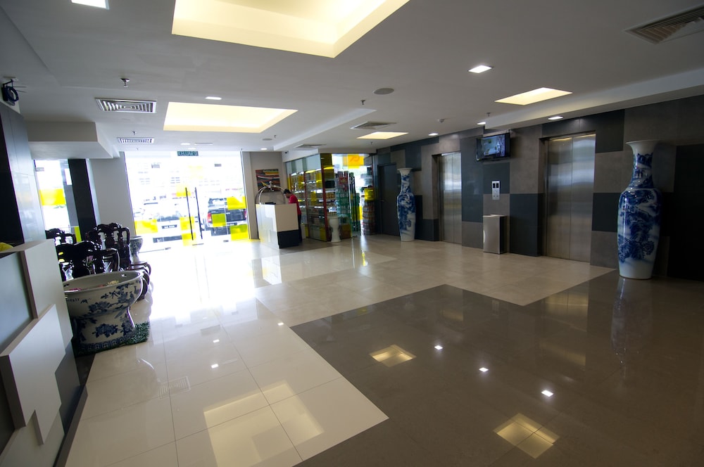 Ajang Hotel 5/48