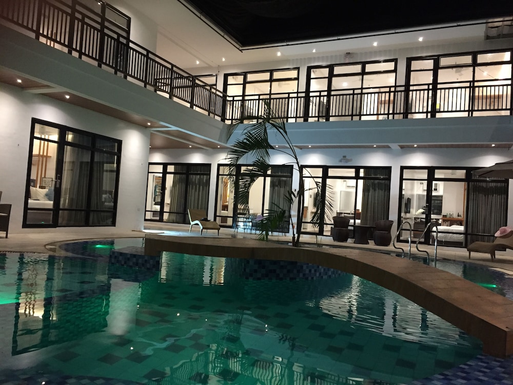 White Breeze Palawan Boutique Hotel 40/69