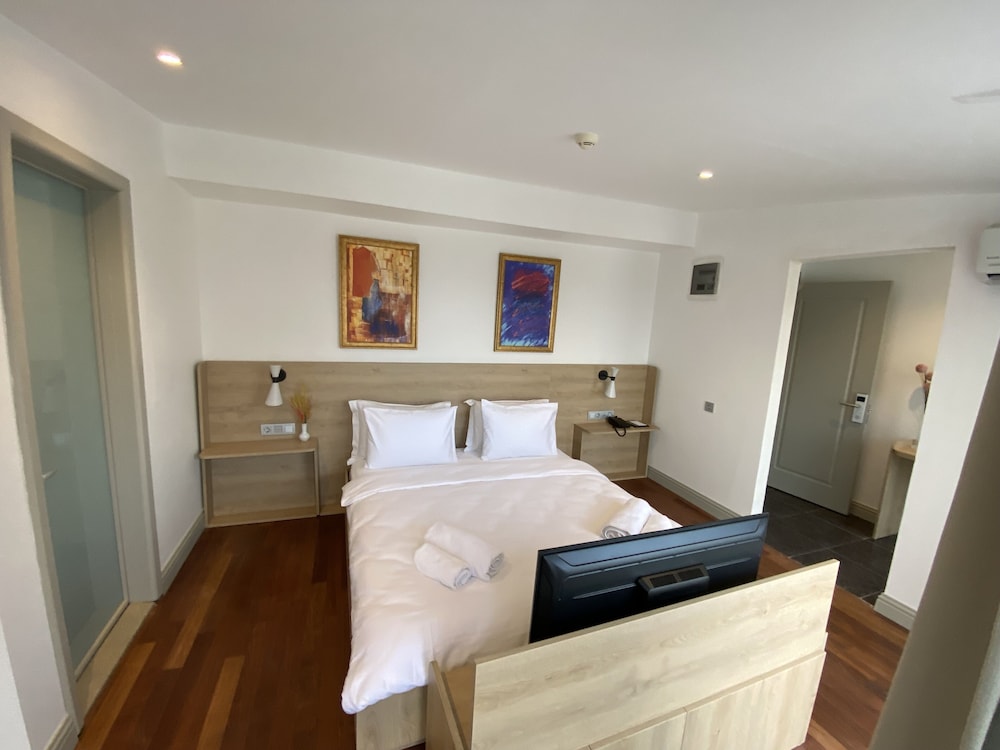 EXECUTIVE, SUITE, SEA VIEW, TERRACE