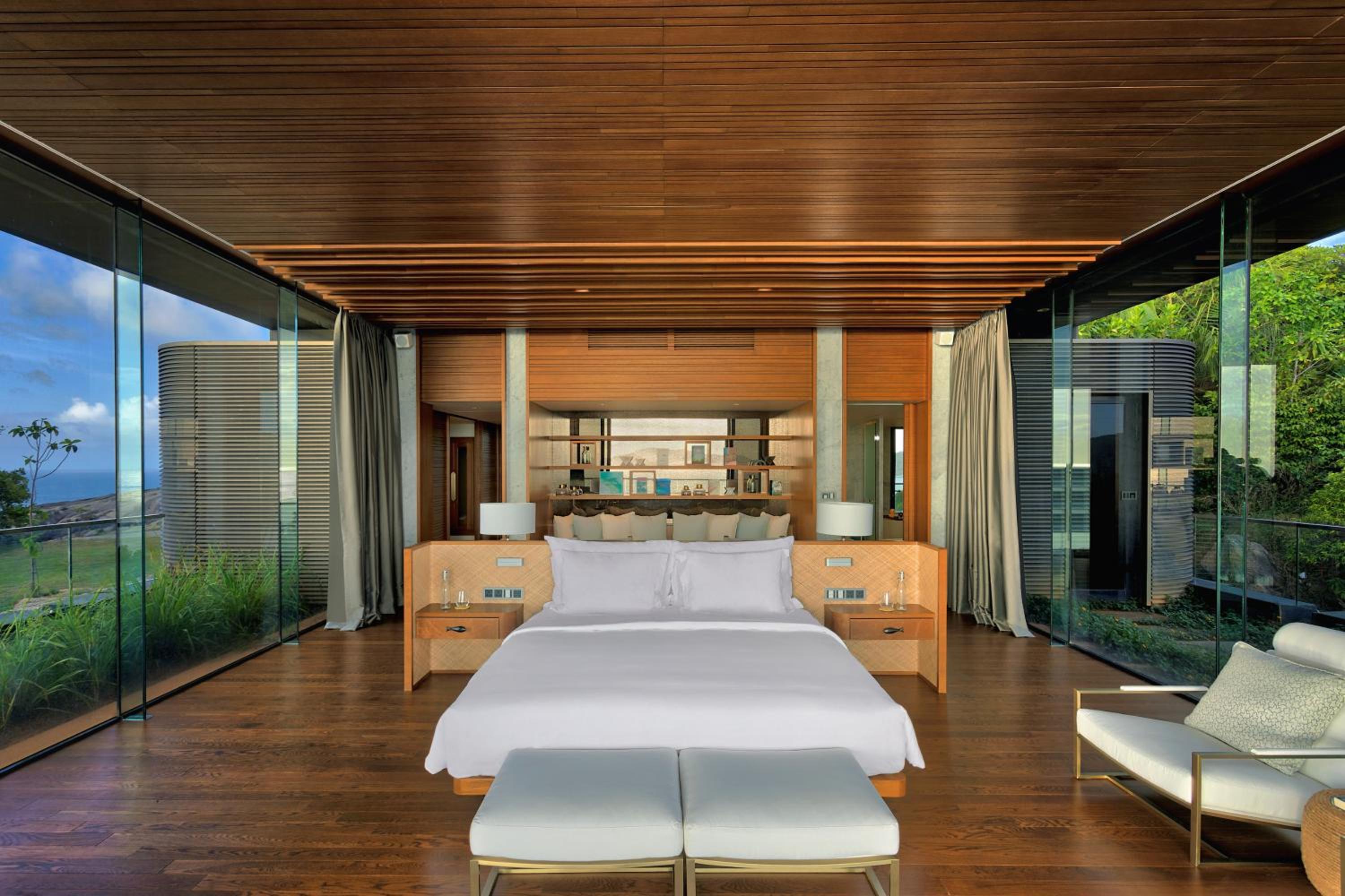 Seascape - 3 Bedroom Residence - Transfer Excluded