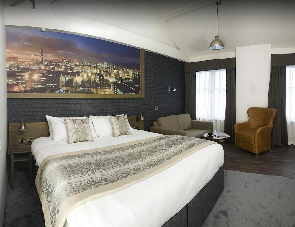 The Abel Heywood Pub & Boutique Hotel 6/43