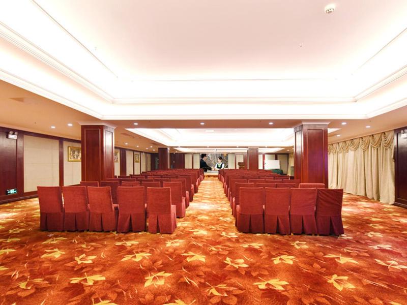 Vienna International Hotel (Changsha Shidai Dijing) 7/20