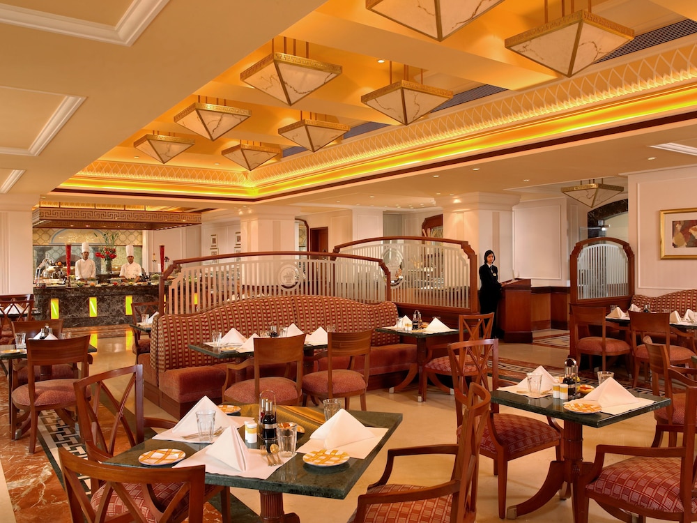 Itc Grand Central 30/39