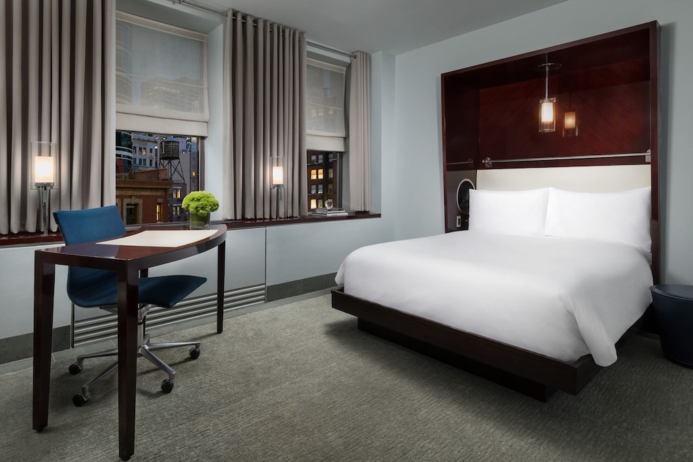 Royalton New York 10/48