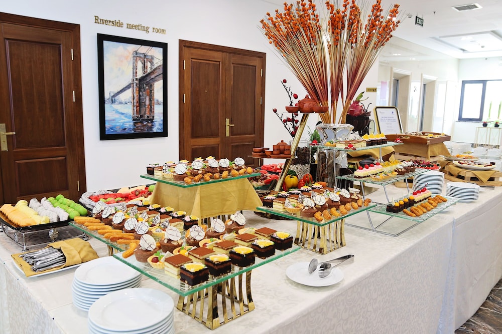 Balcona Hotel Da Nang 58/72