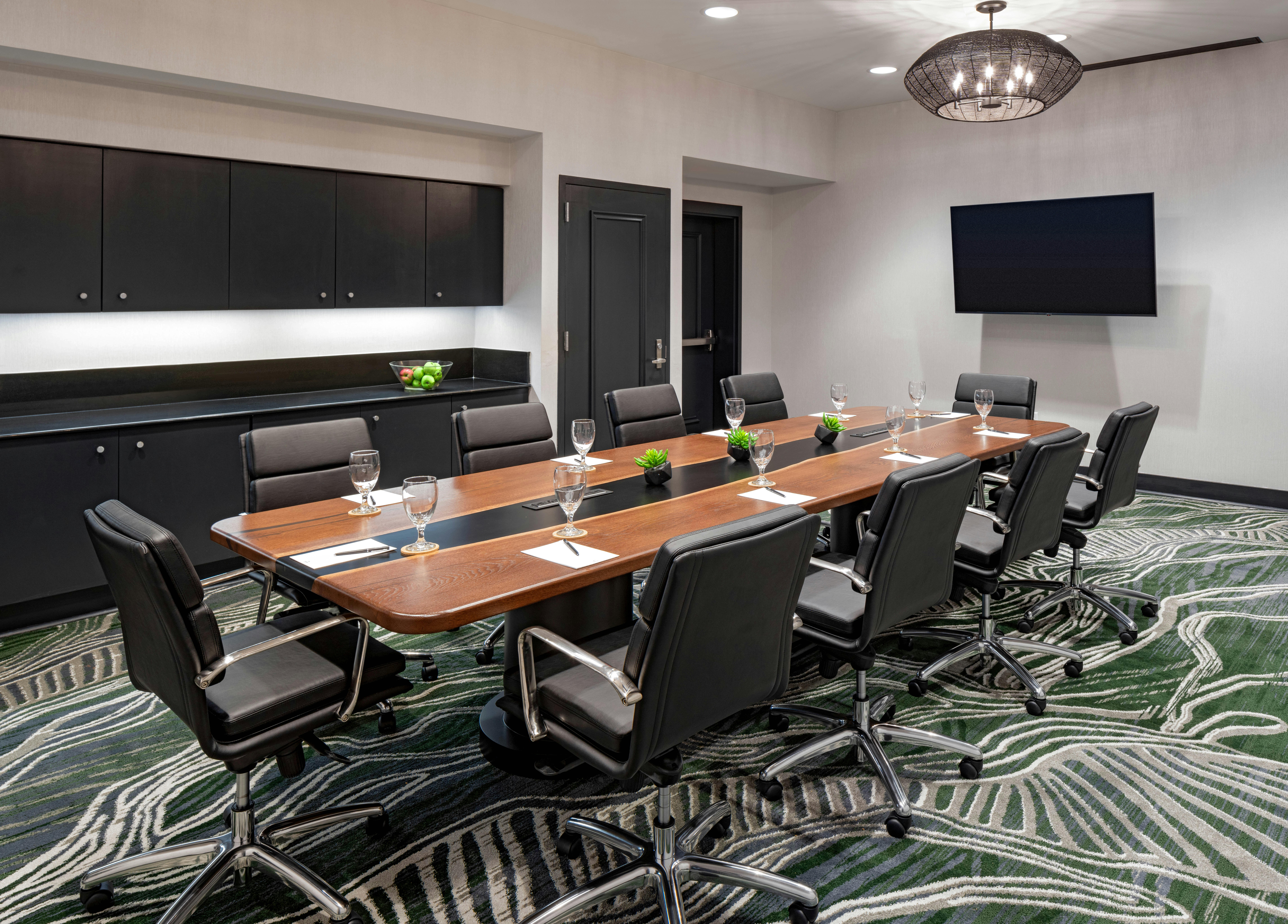 Hilton Shreveport 39/47
