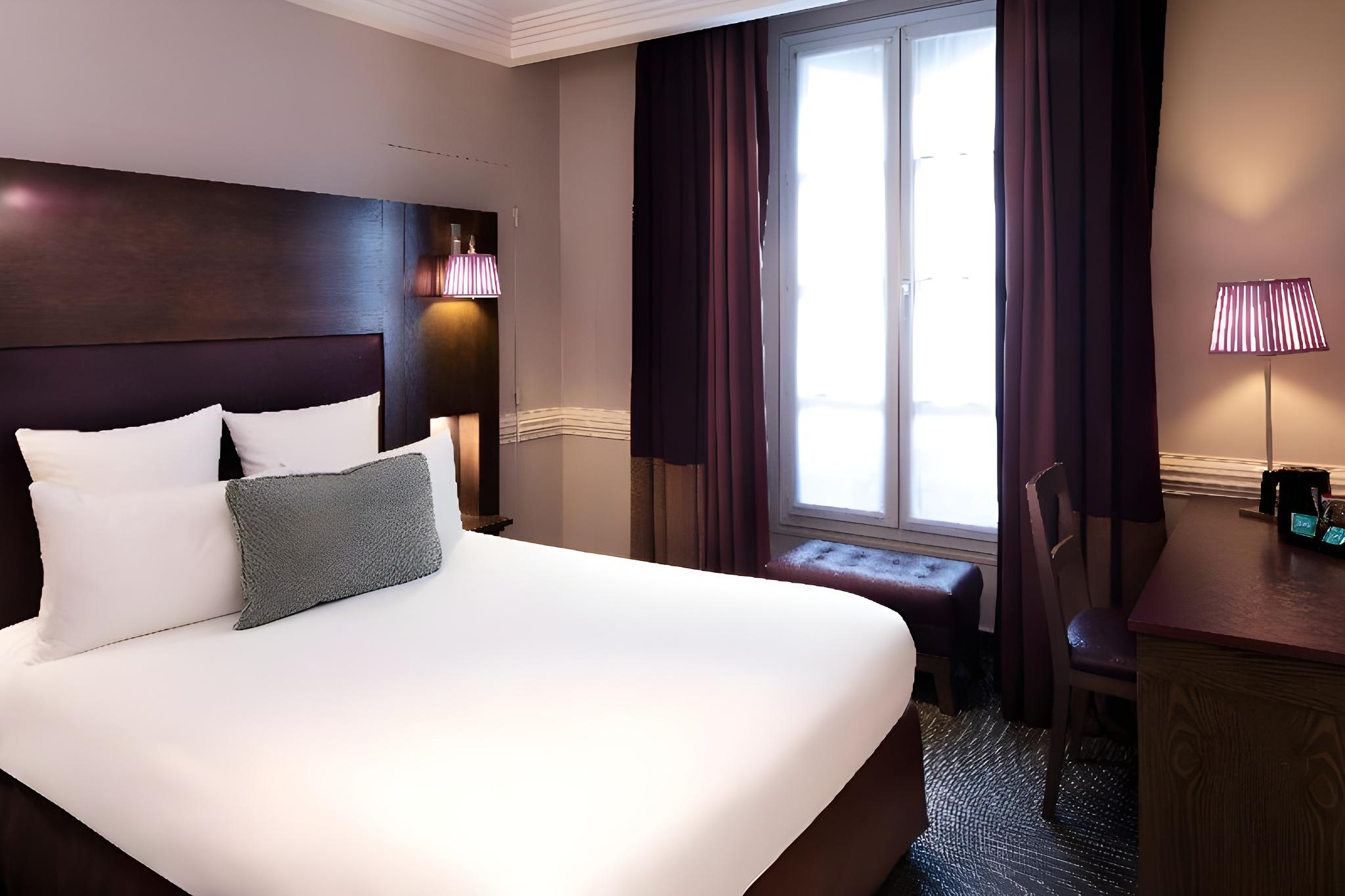 Standard, 2 Double Beds