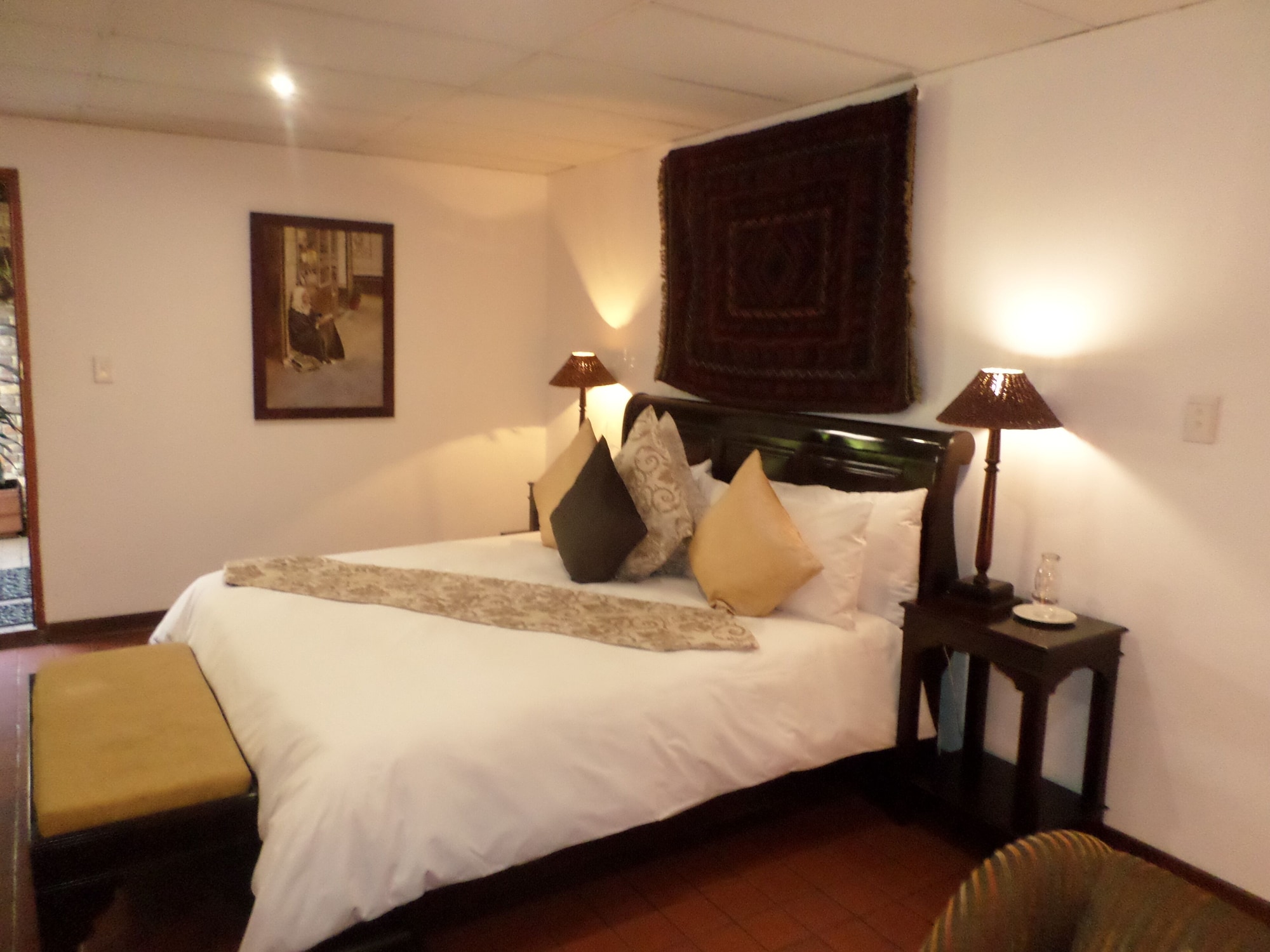 HONEYMOON, STUDIO, SUITE