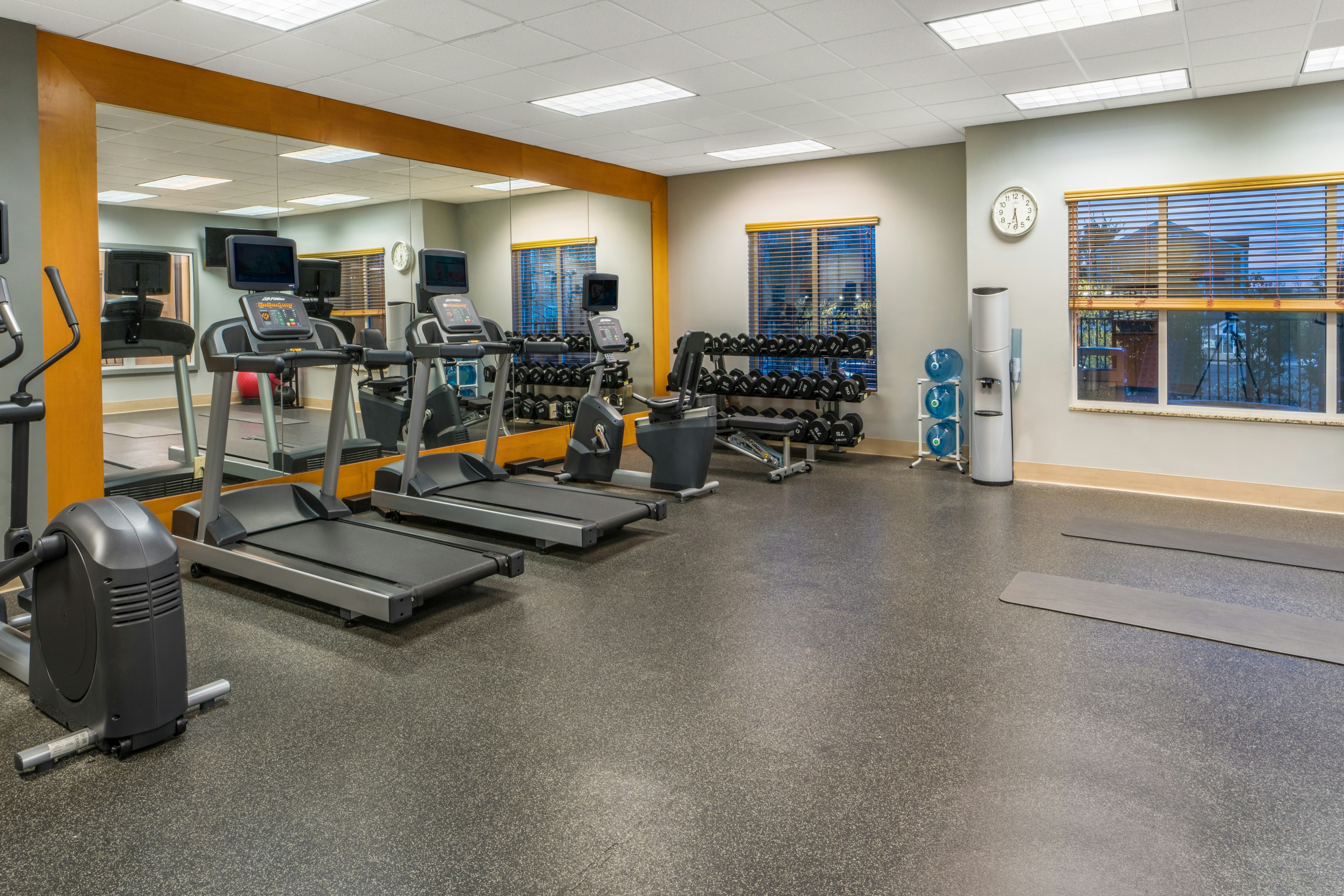 Hilton Garden Inn Blacksburg University 28/55