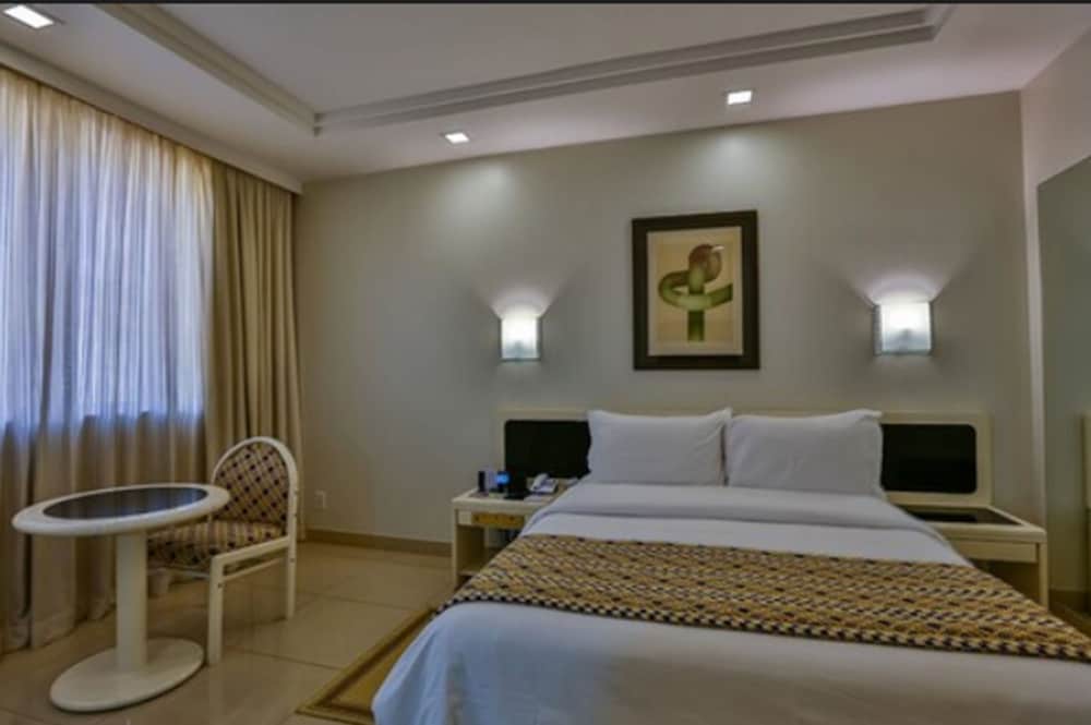 Castro's Park Hotel 28/58