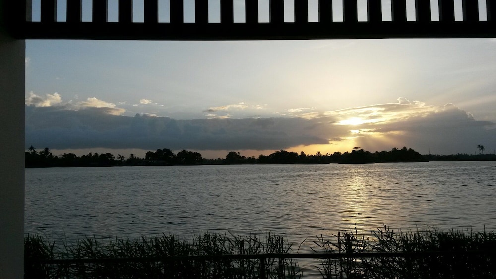 Paloma Backwater Resorts 9/15