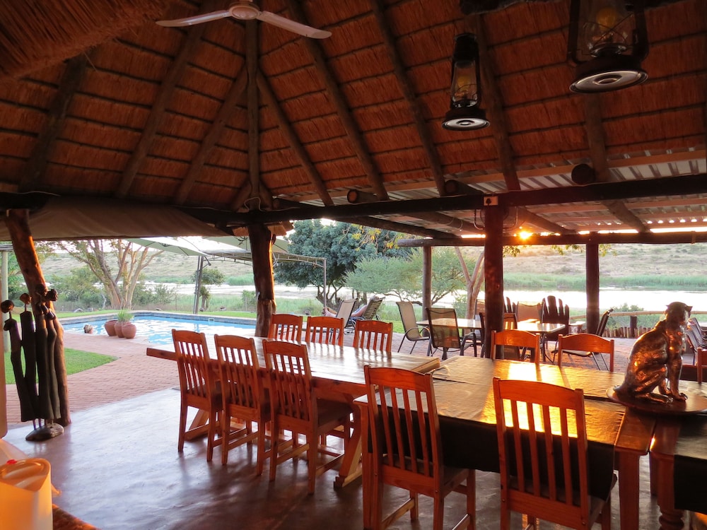 Crocodile Bridge Safari Lodge 22/50