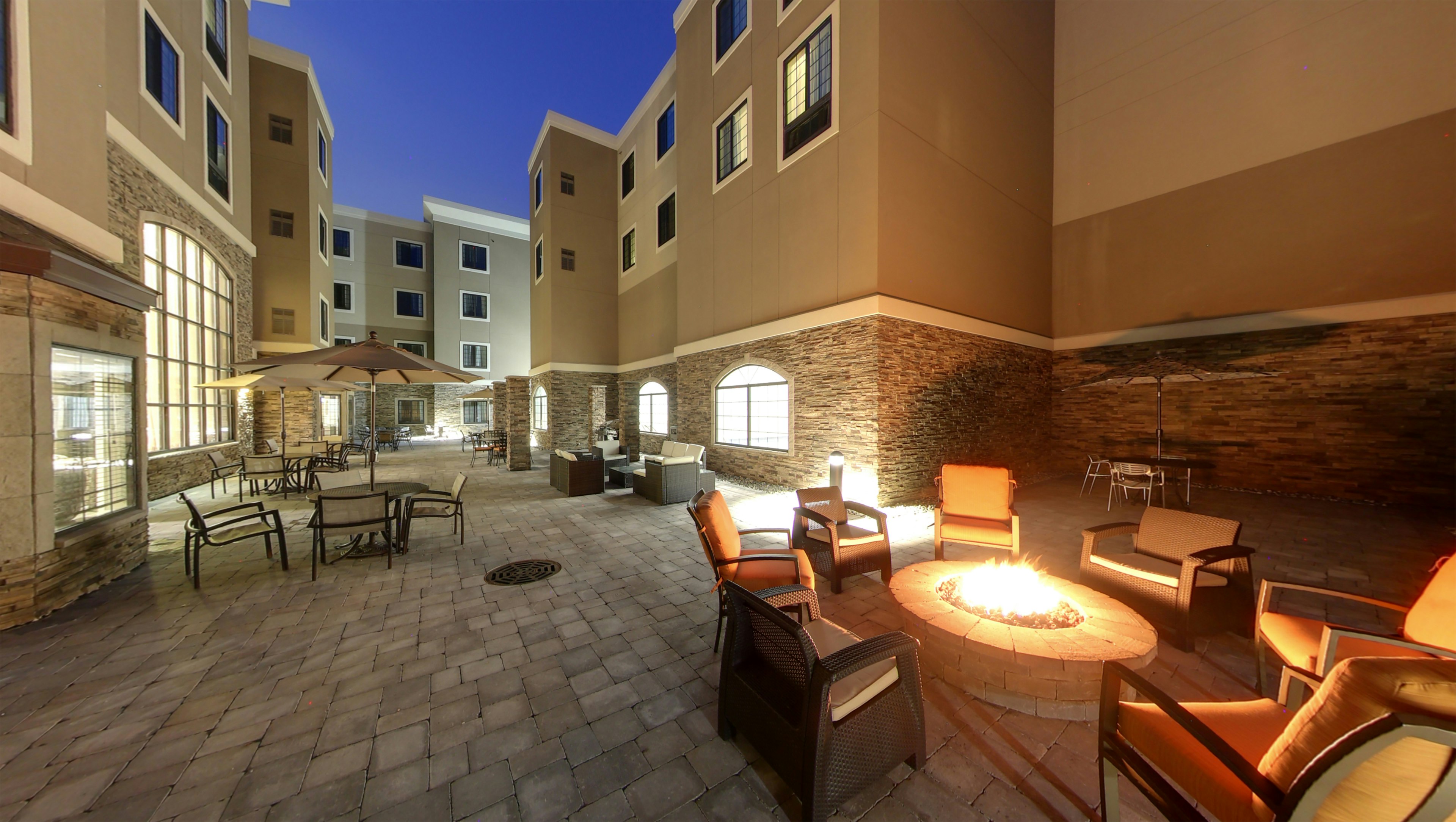 Staybridge Suites Ann Arbor Univ of Michigan 20/54