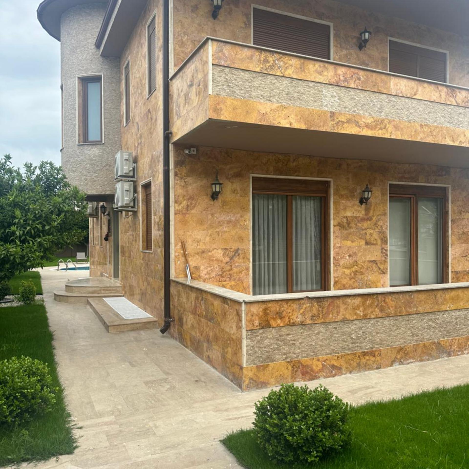 Premium Park Apart 3/50