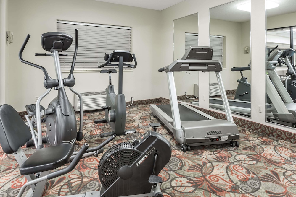 Comfort Inn Huntington Near University Area 30/48