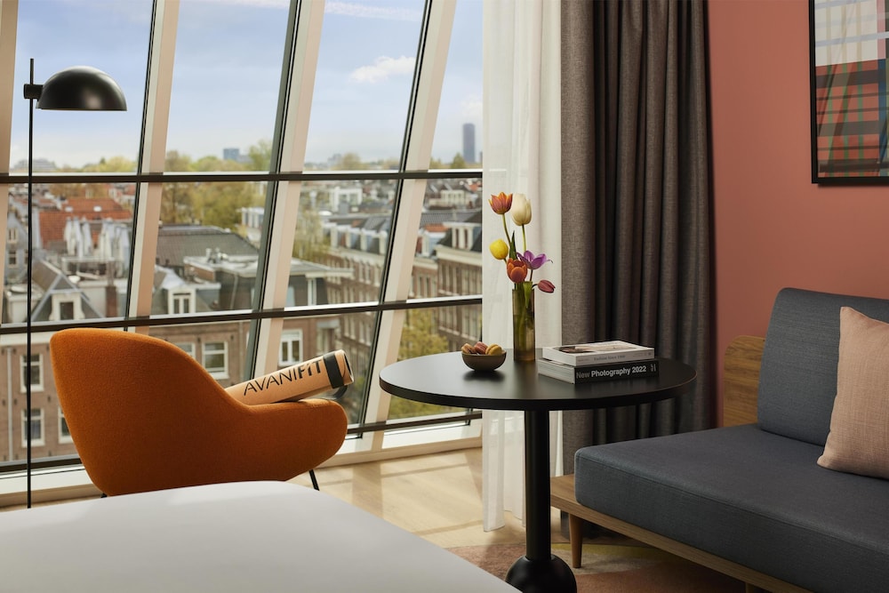 Avani Museum Quarter Amsterdam Hotel (former NH Amsterdam Museum Quarter) 24/50