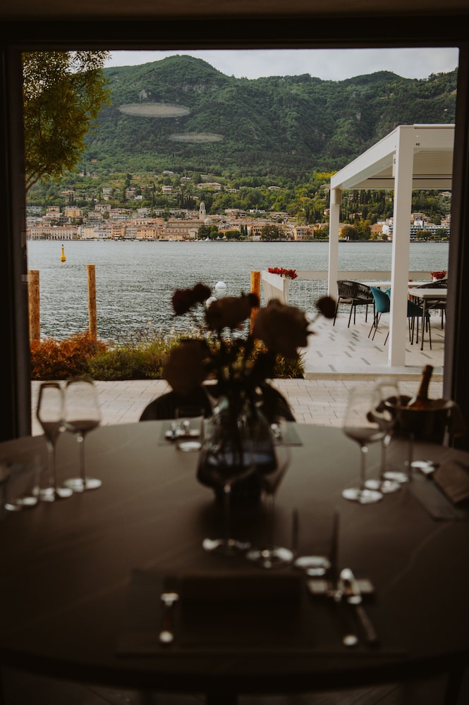 AH Porticcioli Boutique Apartments 35/50