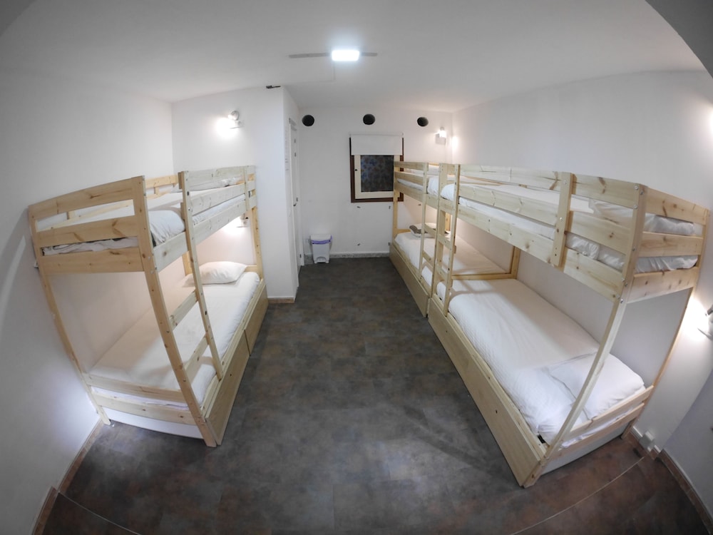 Drago Nest Hostel 20/50