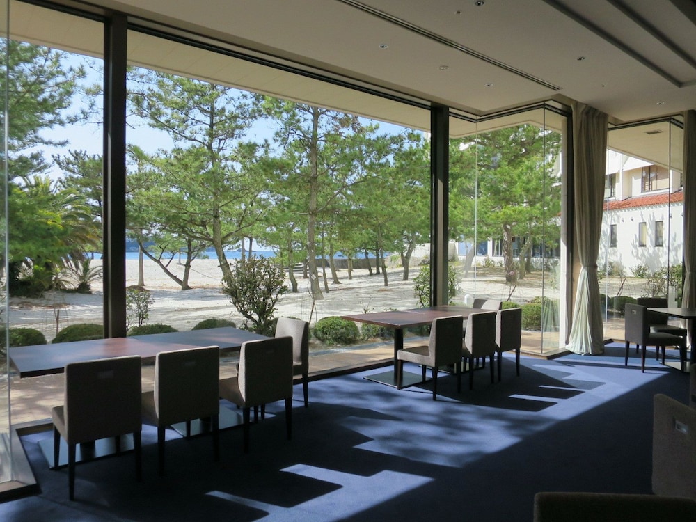 Shiraraso Grand Hotel 16/36