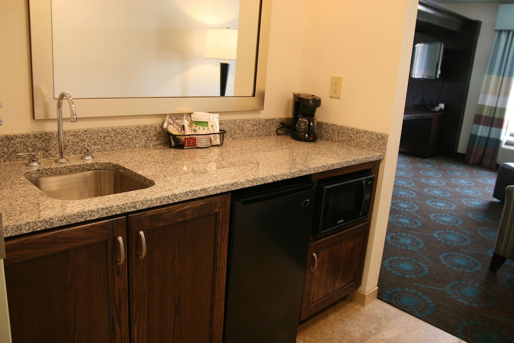 Hampton Inn Suites Wilder 30/36