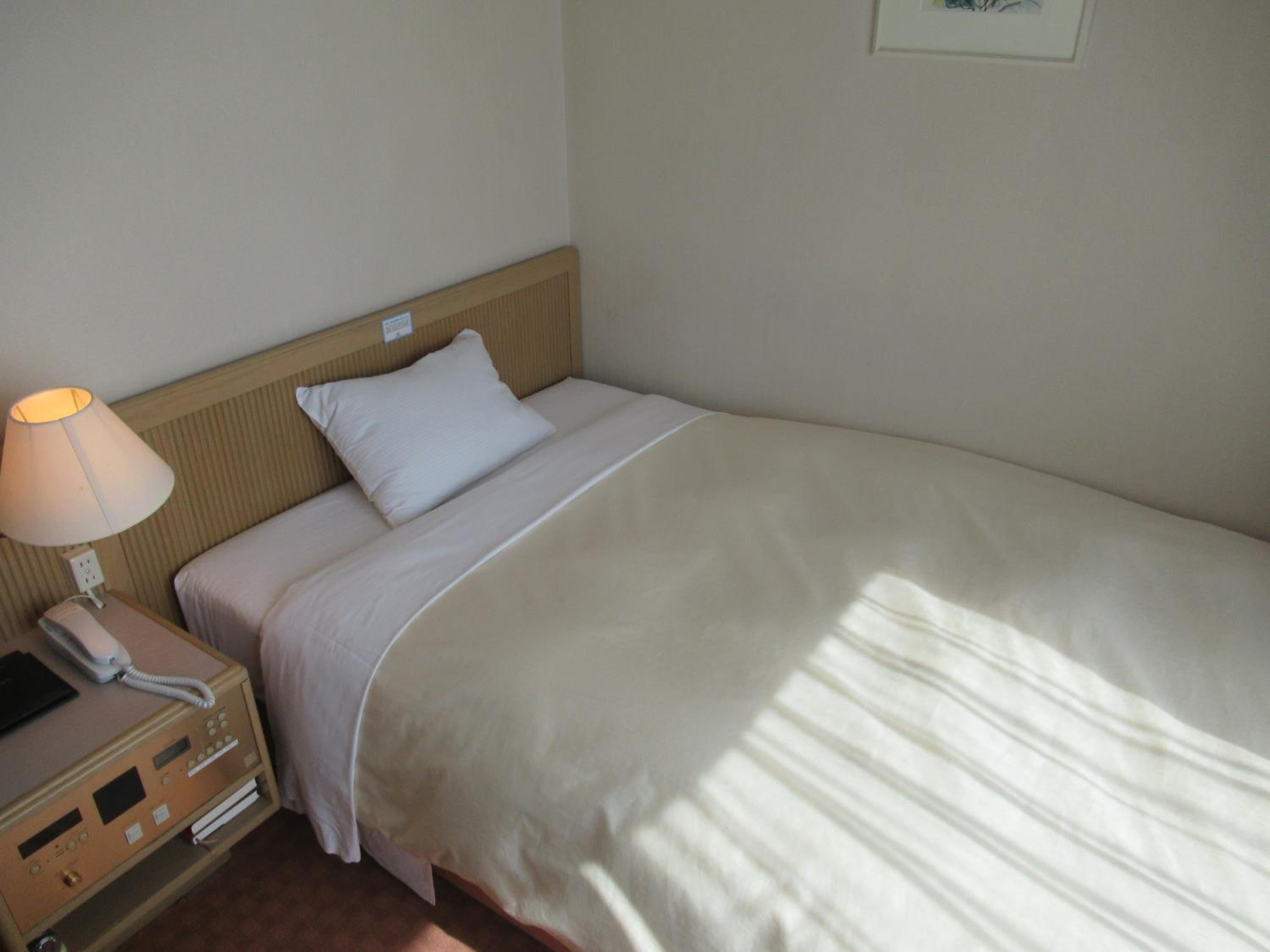 Room, Single, Semi Double Bed