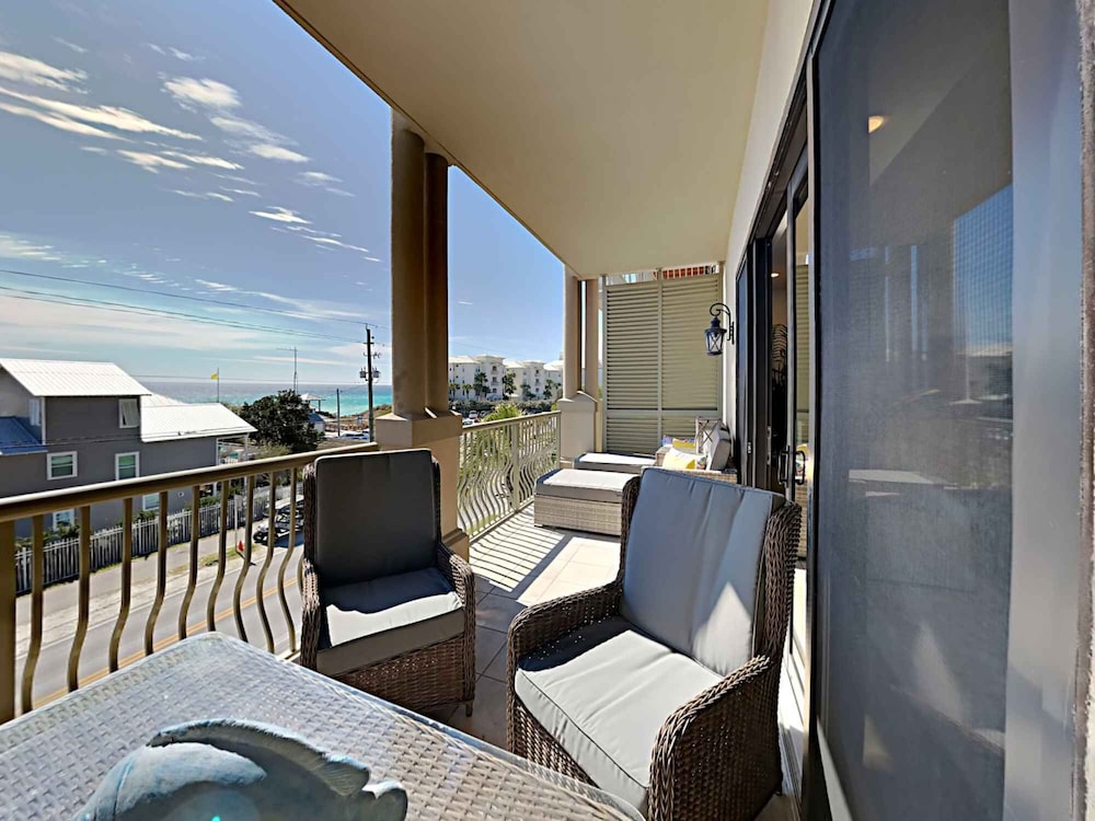 30 A Suites 44/79