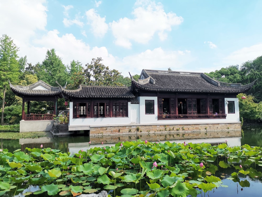 Wyndham Shanghai Nanxiang 6/56