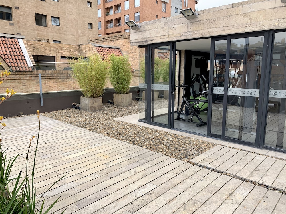 Central Apartamentos Bogota 47/50