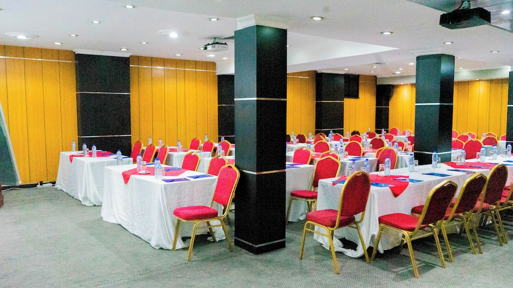GOLDEN TULIP PORT HARCOURT 72/81
