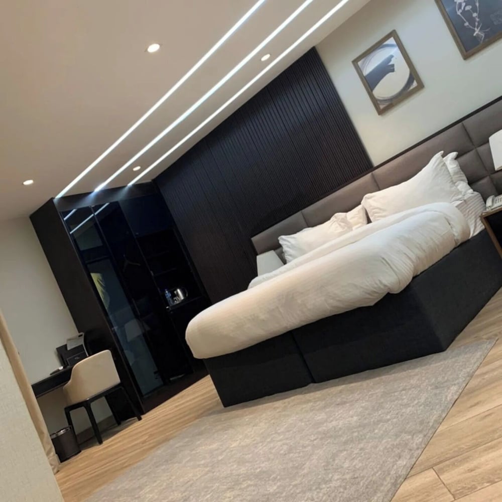 Iris Hotel 21/50