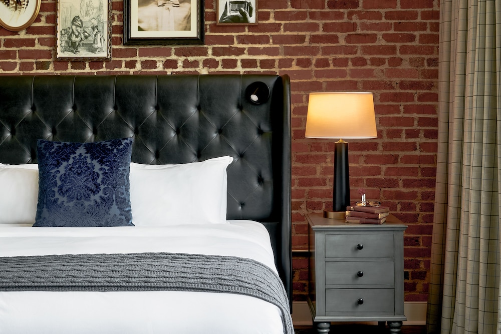 Foundry Hotel Asheville Curio Collection By Hilton 14/49