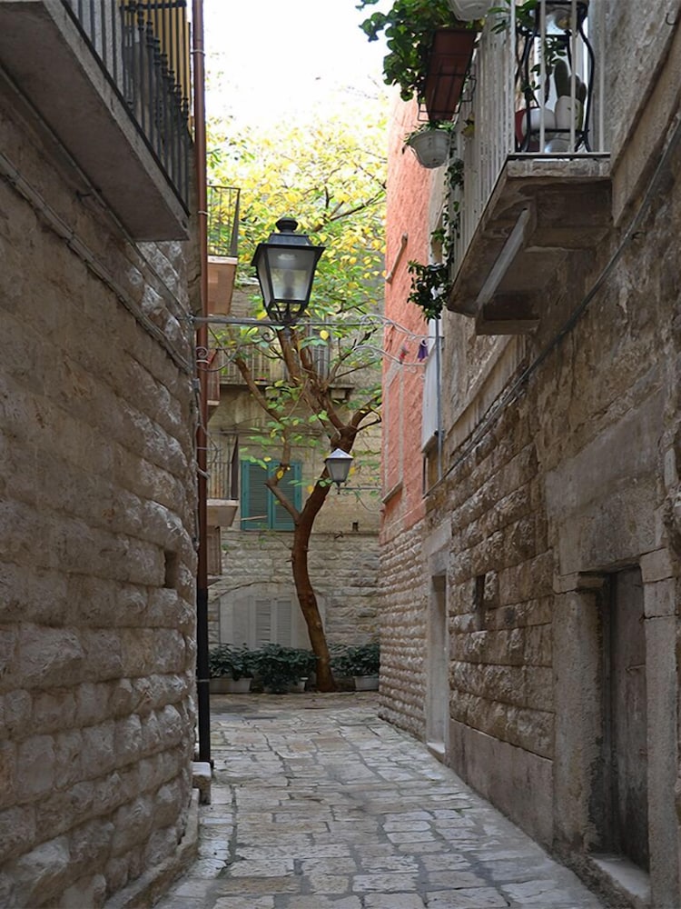 Suite Home Trani Old Town 9/11