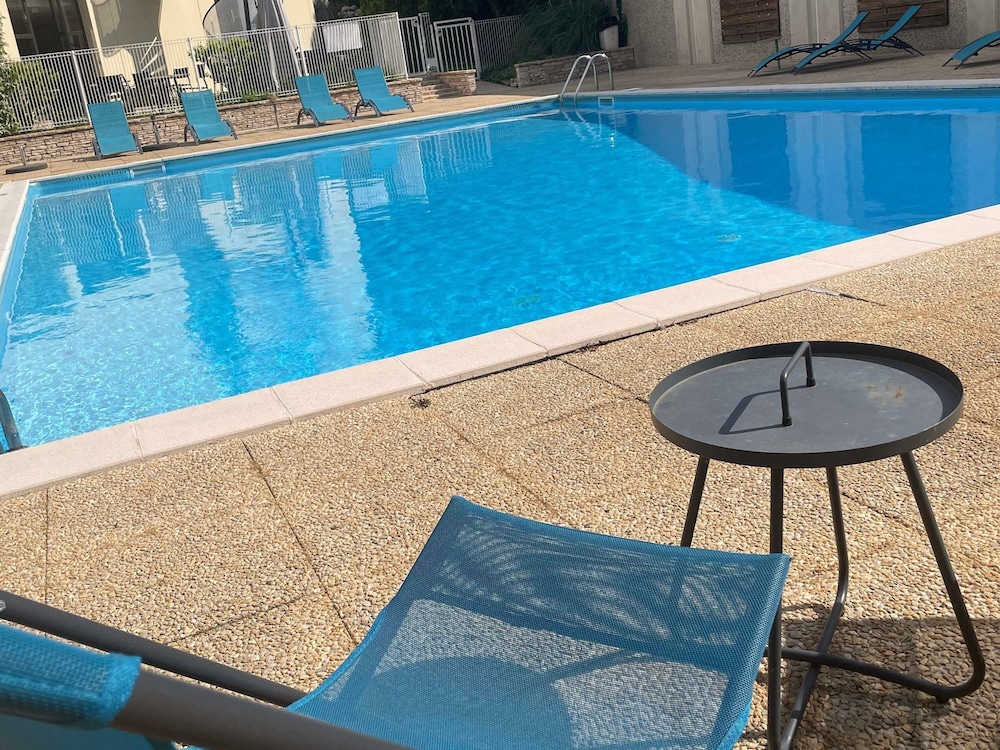 MERCURE NIORT MARAIS POITEVIN 19/50