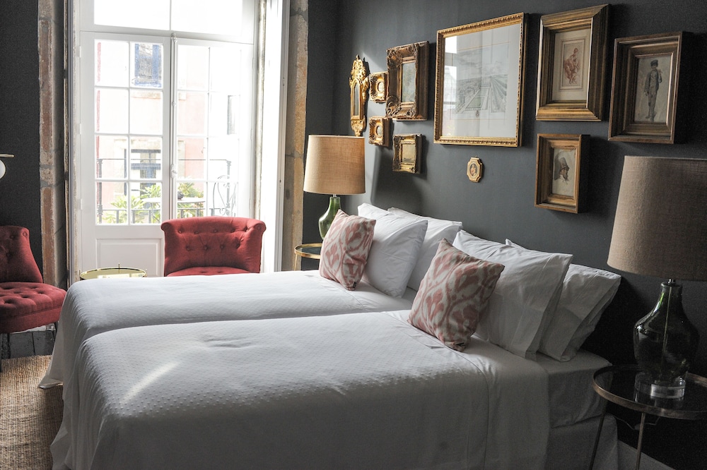 ROOM, DOUBLE BED, BALCONY