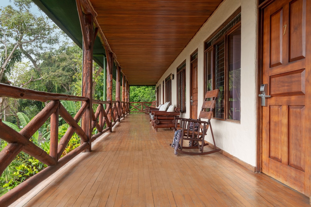 Tabulia Tree Hotel and Villas 15/77