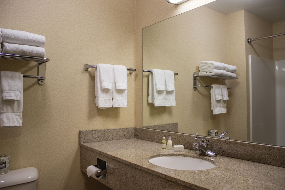 Boarders Inn Amp Suites 23/63