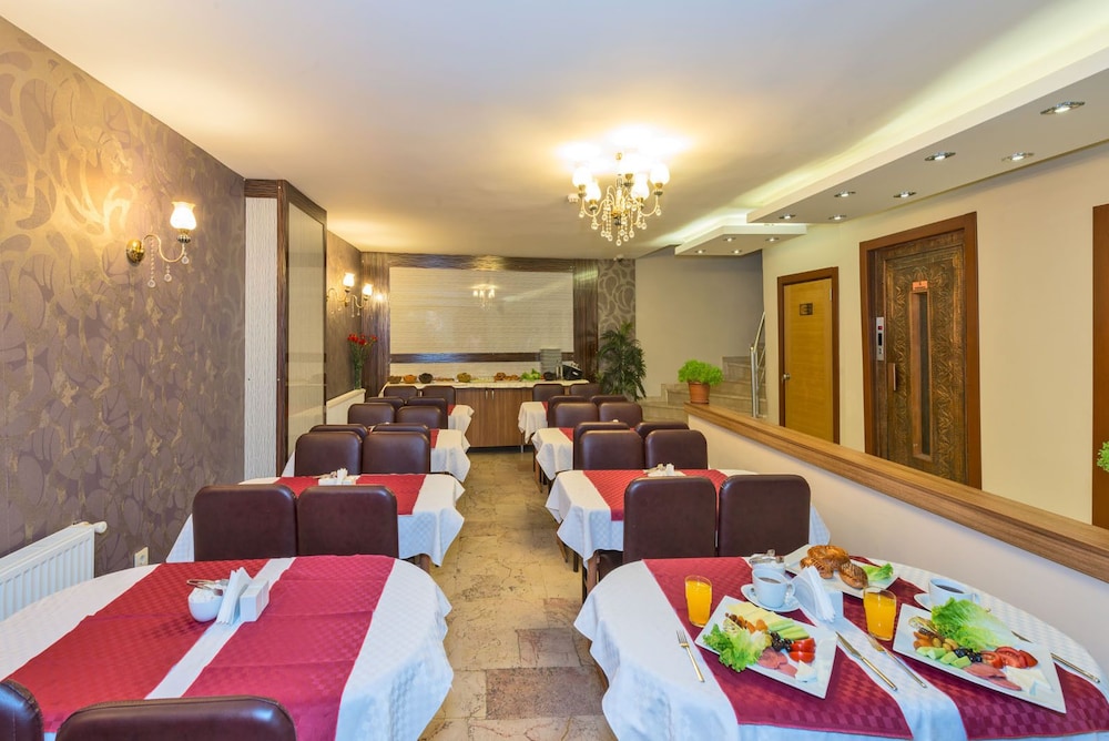 Erbazlar Hotel 39/45