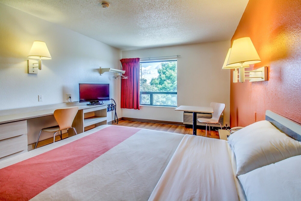 Motel6 Amherst, NY - Buffalo 27/44