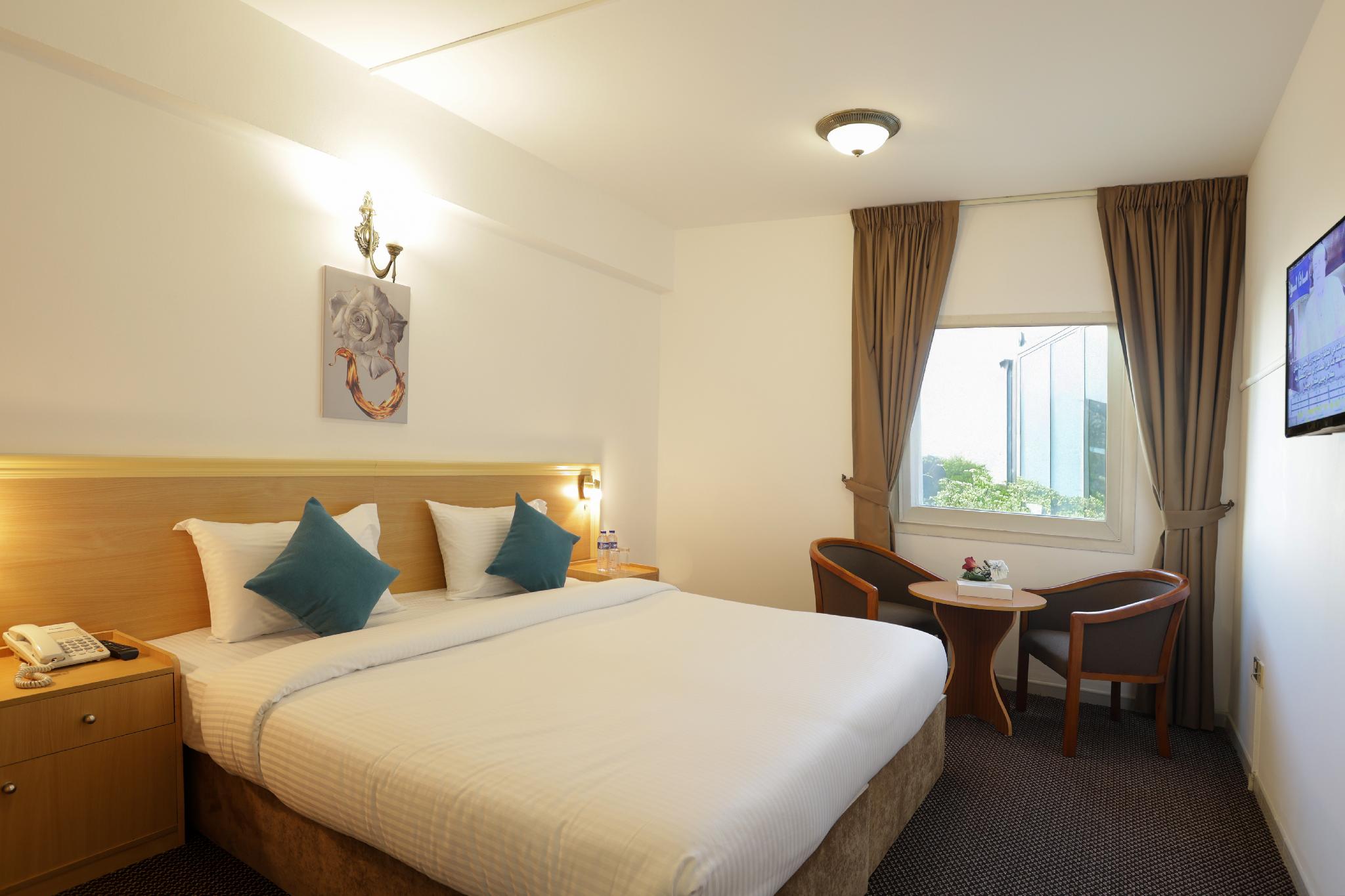 Click Grand Hotel LLC 16/27