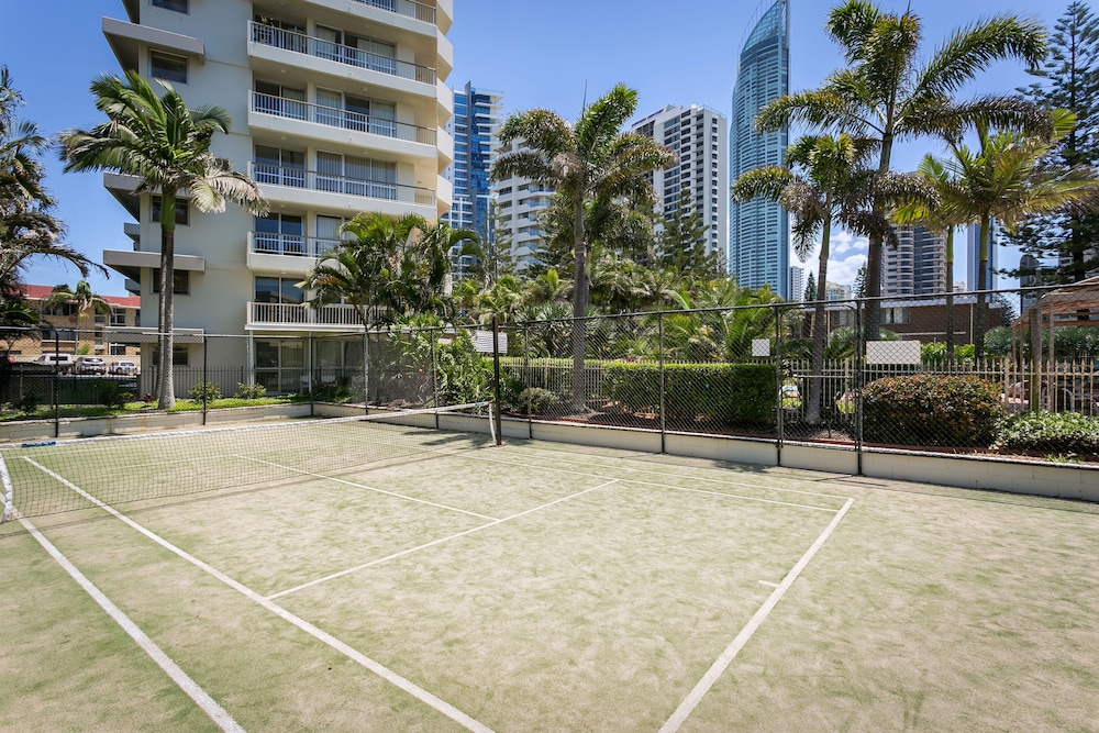 Surfers Beachside Holiday Apartments 22/35