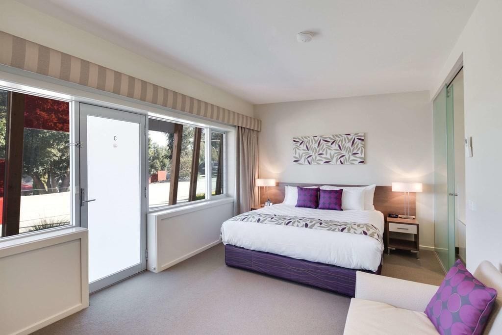 Spa, Executive, Suite, King Bed