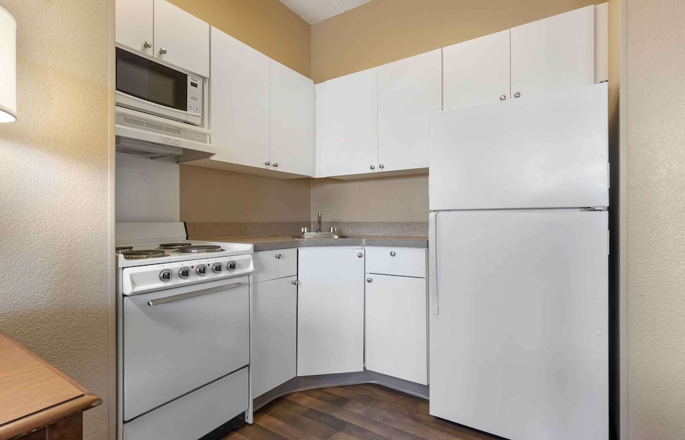 Extended Stay America - Chicago- O'hare - Allstate Arena 39/51