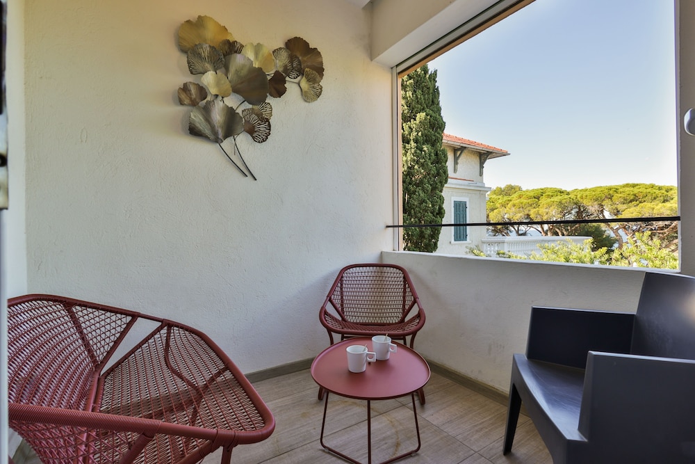 Hotel Provencal 24/50