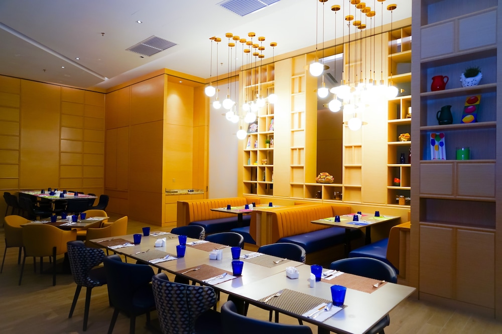 MERCURE KUALA LUMPUR GLENMARIE 34/48
