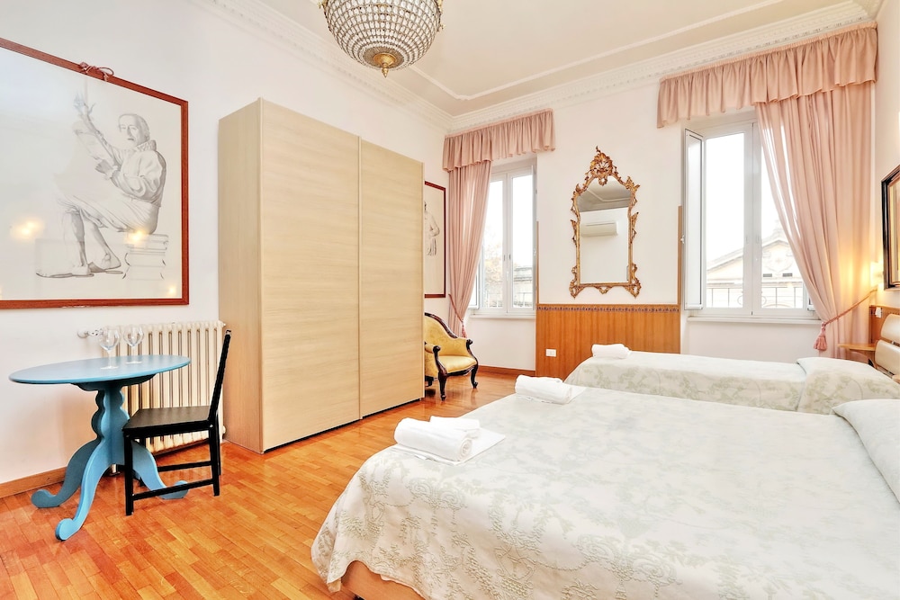 Sonnino Suite 17/59