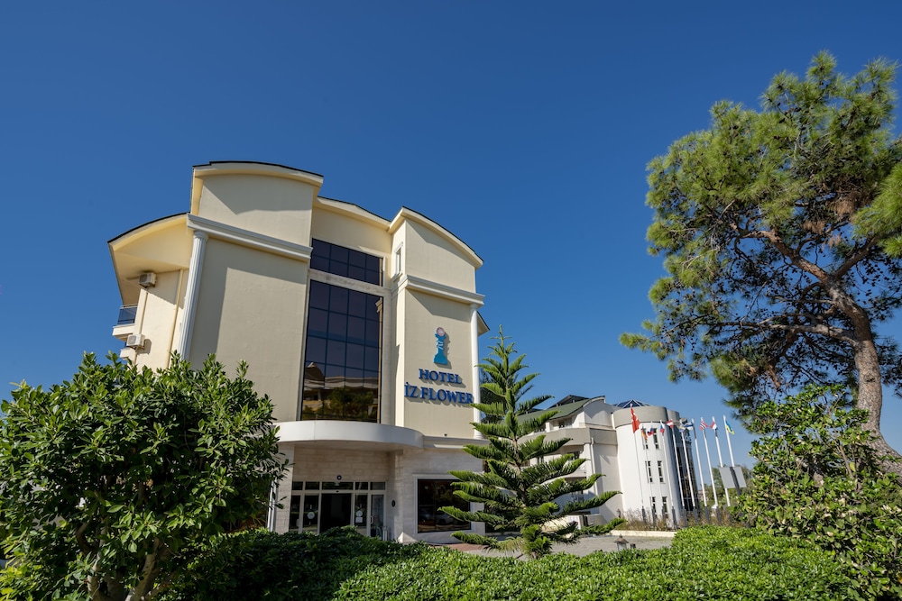 Hotel Iz Flower Side Beach 2/50
