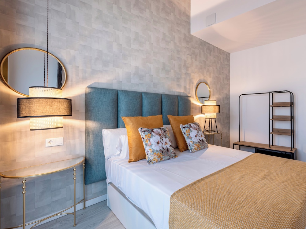APARTAMENTOS PUERTA ELVIRA SUITES 3000 11/46