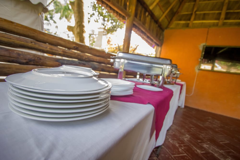 Askay Hotel Suites Entebbe 19/43